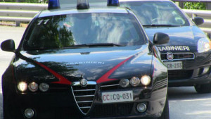 carabinieri-due-auto