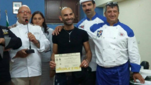 Nicola De Giorgio, il vincitore del concorso di pasticceria amatoriale con i maestri arigiani