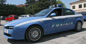 volante-polizia-auto