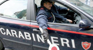 carabinieri arresto auto