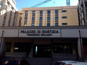 Palazzo-giustizia-CzLam16-0