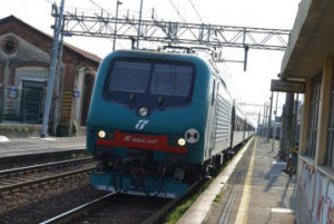 Treno-Stazione23