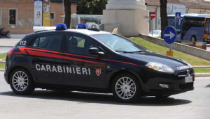 auto-carabinieri-lam15-04