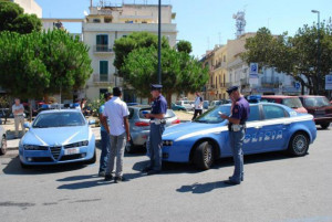 rp_controlli-polizia-kr-2-300x201.jpg