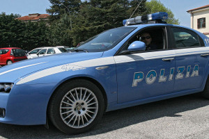 polizia-serra-3-7x400