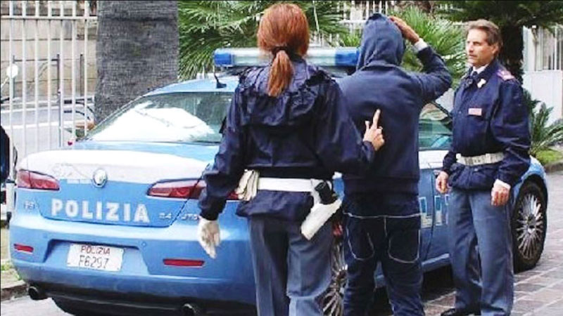 Polizia di Stato arresta due persone con mezzo chilo di eroina