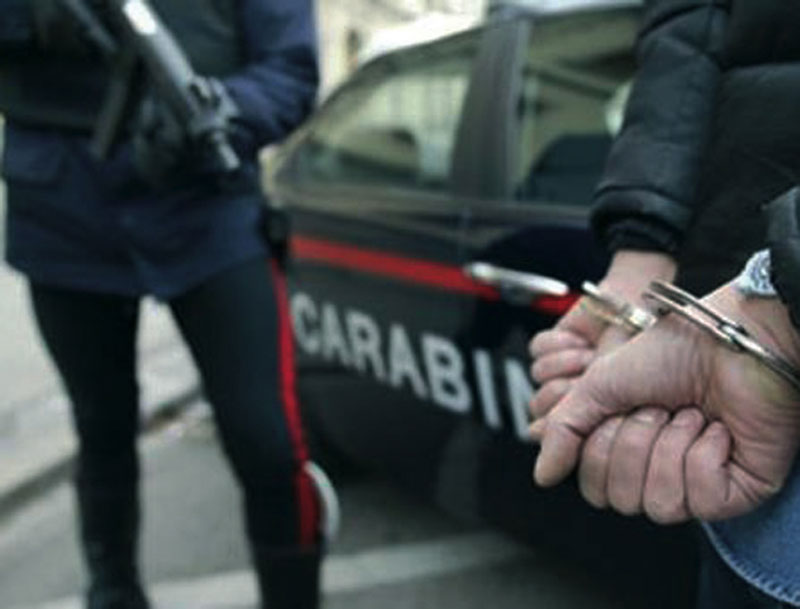 Controlli Carabinieri soveratese, un arresto per droga e uno per maltrattamenti in famiglia
