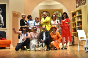 Vacantusi-gruppo-attori1