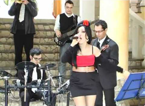 Amy-Winehouse-Tribute-Band