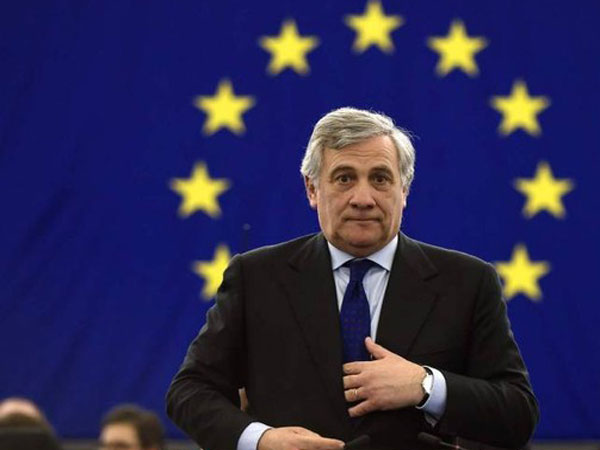 Pd: Tajani, proposta Zingaretti cambia nome ma non sostanza
