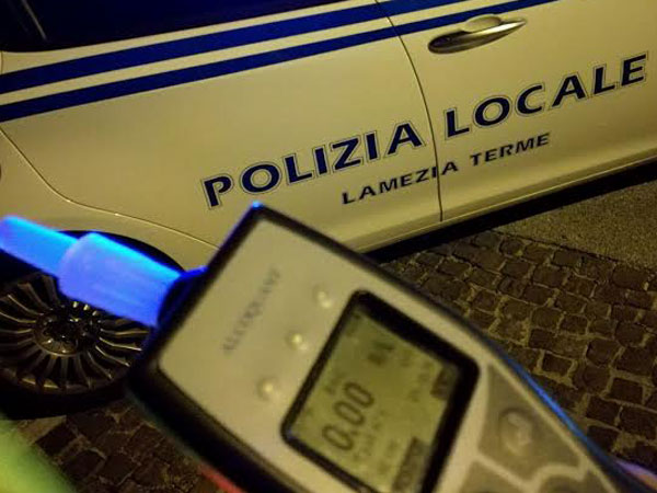 Lamezia: indetto bando mobilità volontaria esterna per 3 posti agente Polizia Municipale