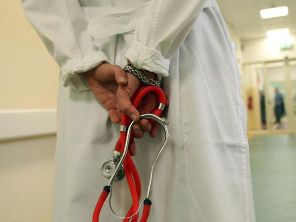 Assenteismo: medico ospedale Catanzaro sospeso per 1 anno