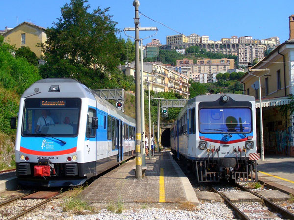 Treni ad idrogeno: Ferrovie della Calabria avvia studio di fattibilita’
