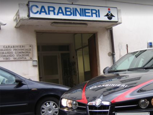 'Ndrangheta: duplice tentato omicidio a Vibo, cugini boss nel mirino