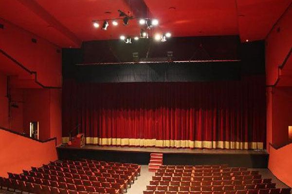 Fase 2: le regole per riapertura teatri e cinema il 15 giugno