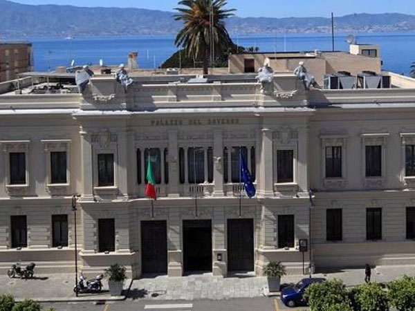 Maltempo: sospesi collegamenti veloci nello Stretto Messina