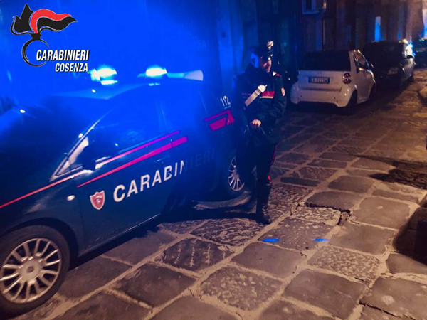 Controlli dei carabinieri per alcool e droga, un arresto a Corigliano