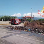 Lamezia: incendio rifiuti in Via Murat, probabile origine dolosa