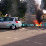 Lamezia: a fuoco nel pomeriggio autovettura in via Basilio Sposato