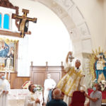 Santuario Dipodi vescovo benedice e accende la nuova lampada votiva