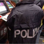 Giochi: polizia sequestra 6 videopoker in locale a Catanzaro
