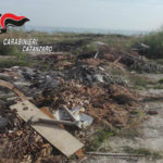 San Caterina dello Ionio: rifiuti speciali abbandonati, sequestro dei Carabinieri