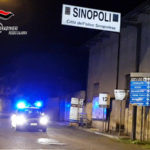 Sinopoli i carabinieri sequestrano una struttura abusiva nel cimitero comunale