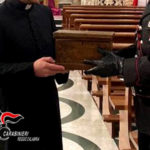 46enne ruba tra le offerte della chiesa: arrestato dai carabinieri