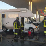 Camper in fiamme a Cirò Marina: in salvo famiglia