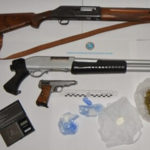 Criminalità:sequestro di armi e droga a Crotone, un arresto