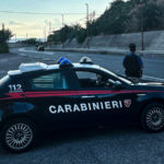 37enne minacciava passanti armato di coltello: arrestato dai carabinieri