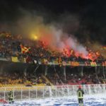 Calcio: malore allo stadio, muore tifoso del Catanzaro