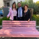 Prevenzione al tumore, inaugurata la "Panchina Rosa" in piazza G. Garibaldi