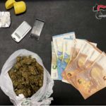 Reggio Calabria: Rinvenuti dai carabinieri oltre 70 grammi di stupefacente e 300 banconote