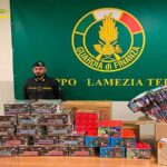 Lamezia, Guardia di Finanza sequestra 100 chili di fuochi di artificio pericolosi
