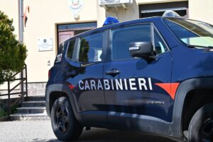 50enne di Sersale arrestato per maltrattamenti in famiglia e resistenza a pubblico ufficiale