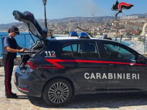 Condofuri, atti persecutori nei confronti di un vicino di casa ma una fototrappola lo smaschera