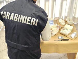 Lamezia: contrasto allo spaccio di stupefacenti, un uomo arrestato dai carabinieri